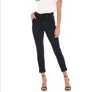 NWT High Rise Belted Paperbag Pants Black